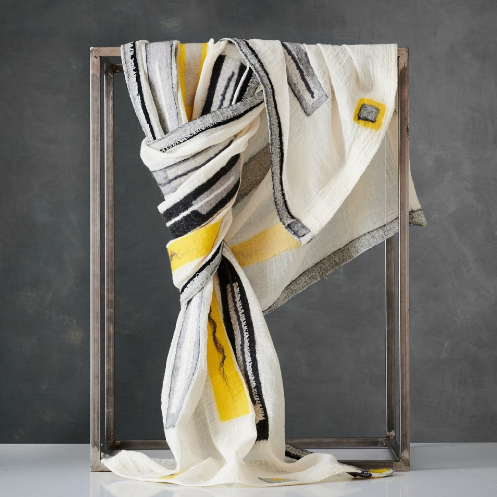 Nature Collection Shawl no. 22 - Image 2